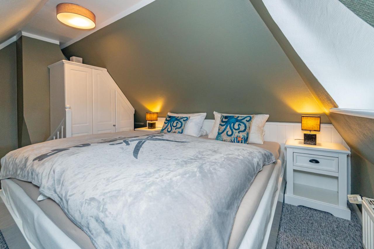 Gemuetliche Wohnung Unter Reet Mit Pool Und Sauna In Keitum Buitenkant foto