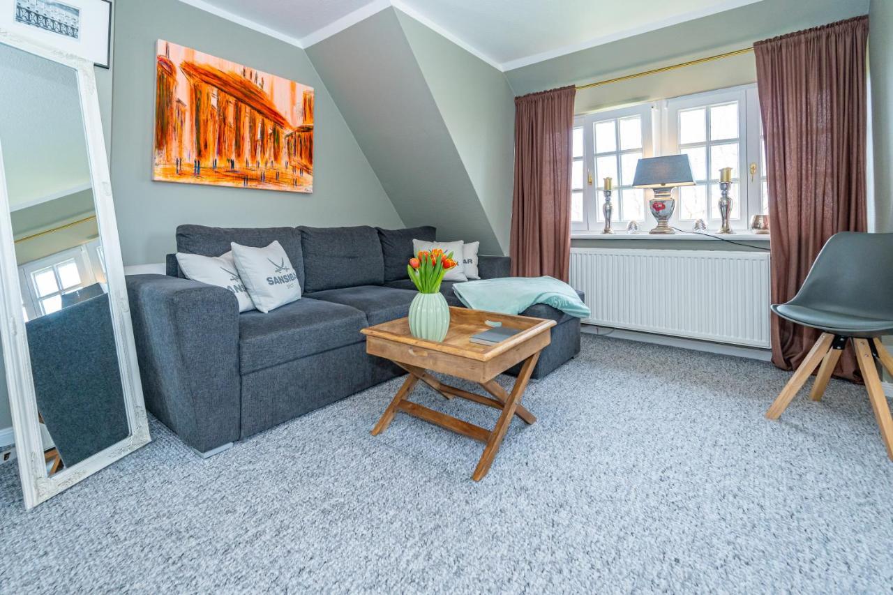 Gemuetliche Wohnung Unter Reet Mit Pool Und Sauna In Keitum Buitenkant foto